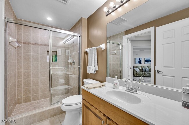 Photo - 2743 First St Unidad 1502