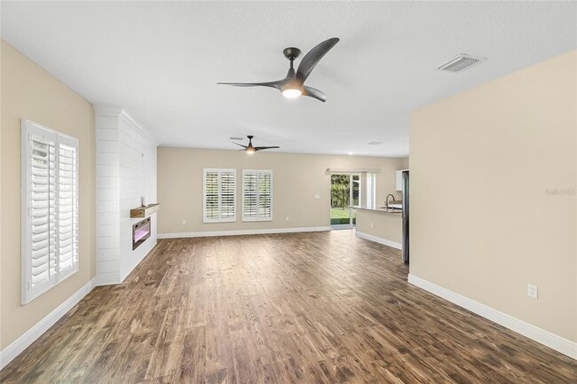 Photo - 12816 Oak Hill Way