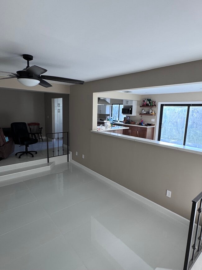 Photo - 8024 SW 91 Ave