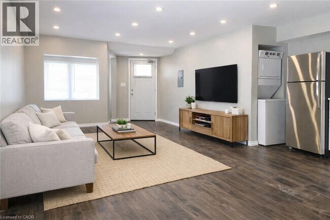 Photo - 95 Afton Ave