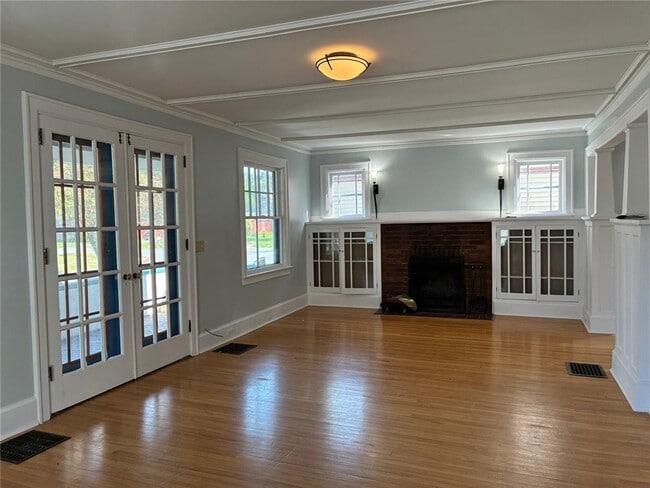 Photo - 314 S Pleasant St