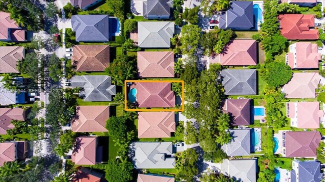 Photo - 830 Lavender Cir