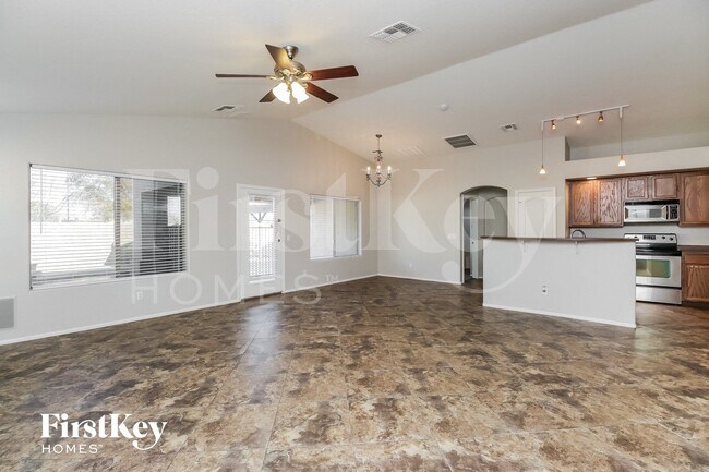 Photo - 2060 W Goldmine Mountain Dr