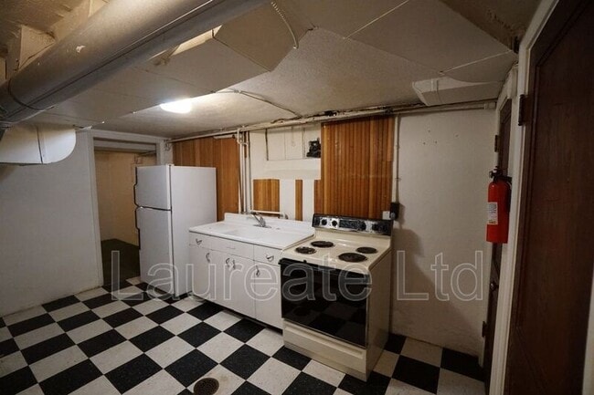 Photo - 1301 Tennyson St