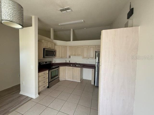 Photo - 1157 Normandy Dr