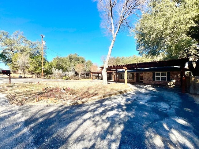 Photo - 5303 Shady Oak Cir Unidad A