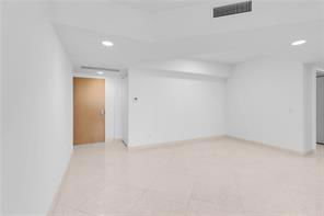 Photo - 21784 Yacht Club Way