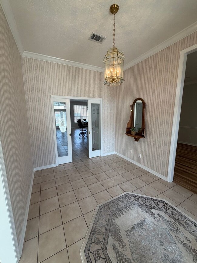 Photo - 6401 Highway 2311