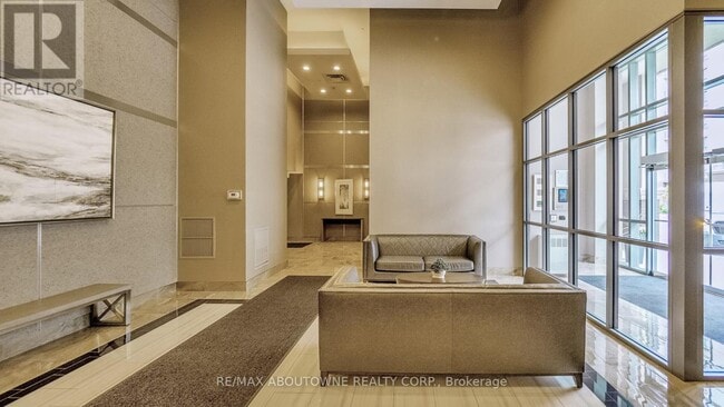 Photo - 2490 Old Bronte Rd Unit 219