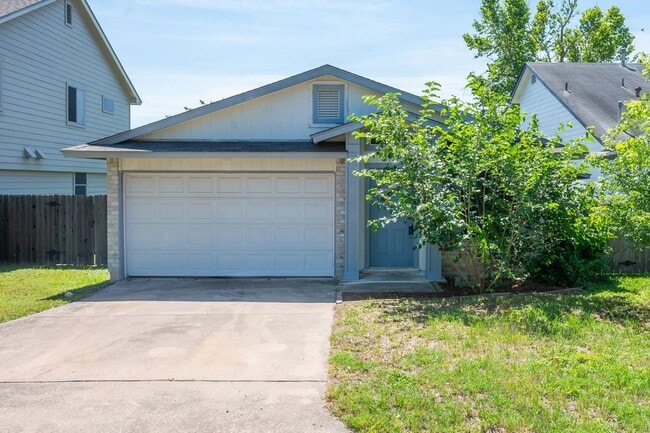 Building Photo - Welcome to your new home at our charming property!