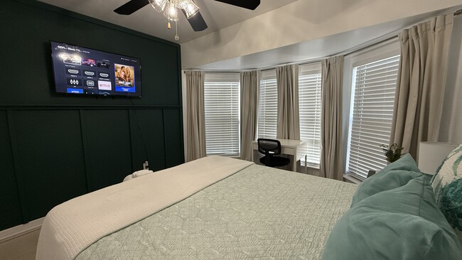 Photo - 2279 Ironstone Dr E