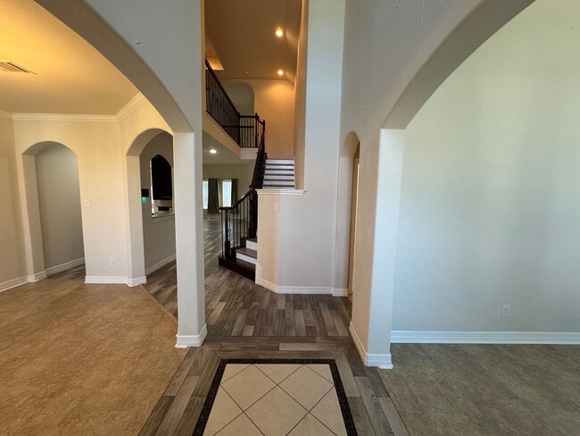 Photo - 3367 Vineyard Trail