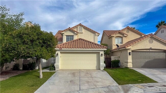 Building Photo - 3-Bed, 2.5-Bath Summerlin Home with Modern...