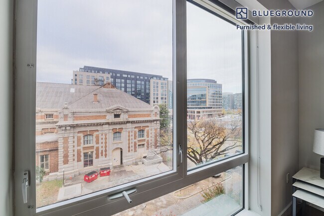 3 Tingey Sq SE Unit SI FL4-ID980