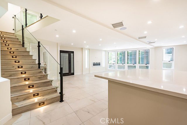 Photo - 1516 N Beverly Glen Blvd