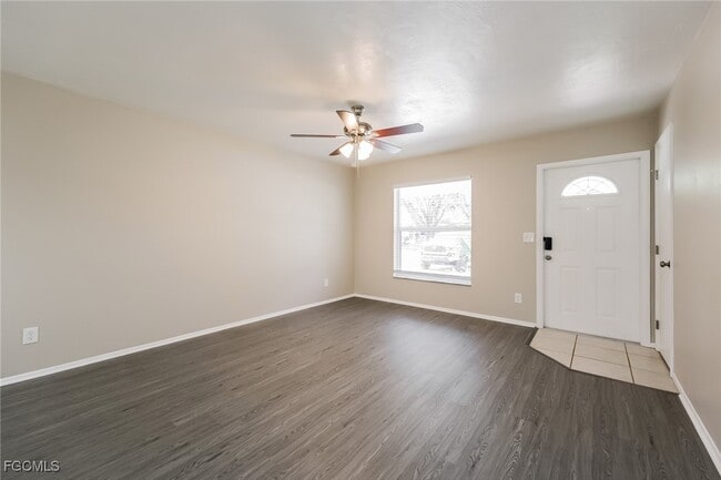 Photo - 12613 Sixth St
