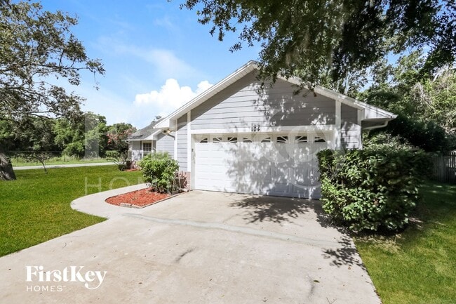 Building Photo - 104 Hazel Blvd