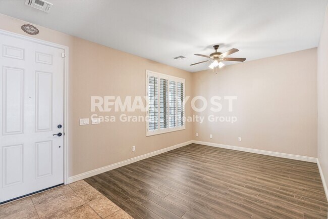 Photo - Desert Living Done Right: Solar, Pool & Jacuzzi Included