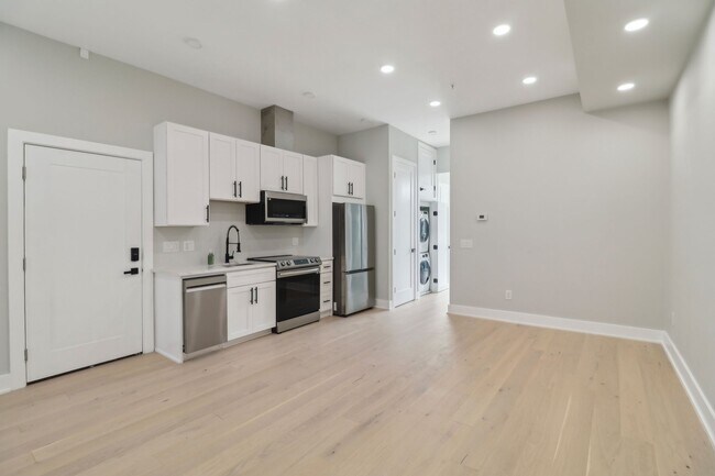 Photo - 2213 M St NE