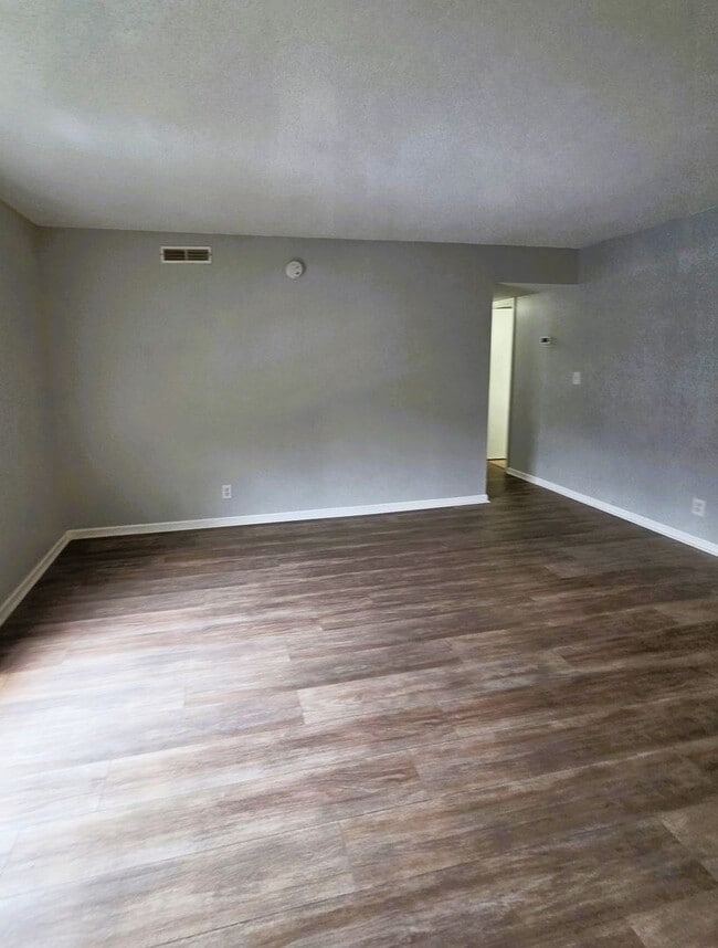 Photo - 1792 Ebenezer Rd