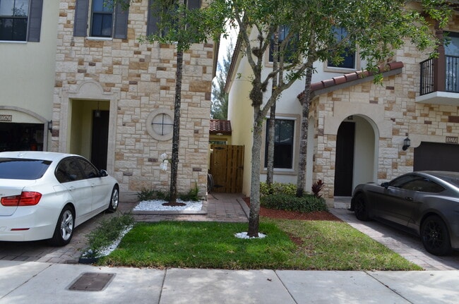 Photo - 10270 NW 70th Ter