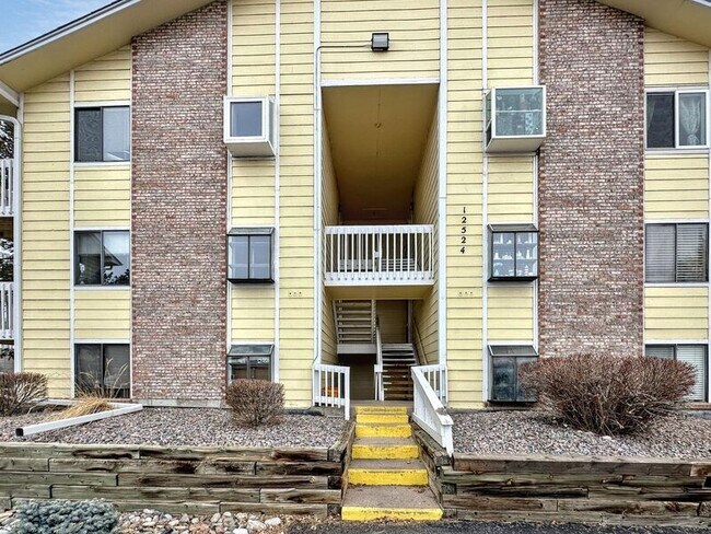 Photo - 12524 E Cornell Ave Unidad 203