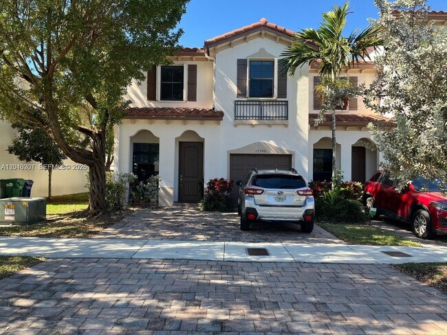 Building Photo - 17548 SW 153rd Ct
