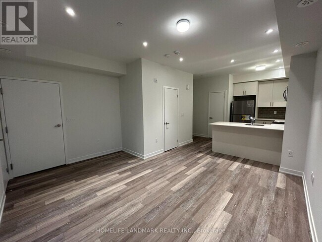 Photo - 3425 Ridgeway Dr