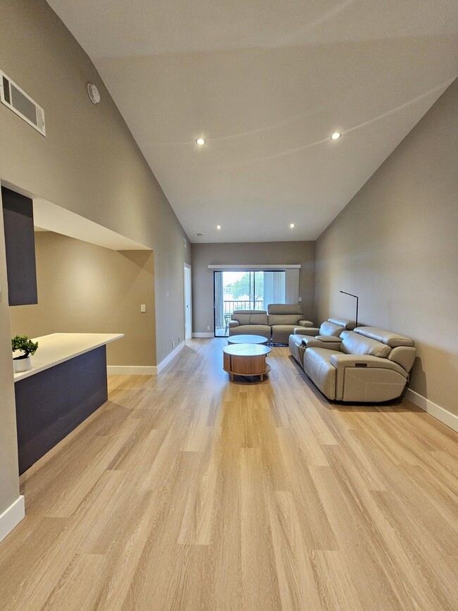 Building Photo - 3190 Leewood Terrace Unit L203