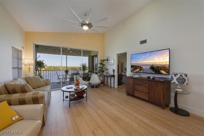 4130 Bayhead Dr Unit 301