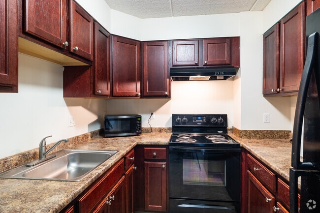 Building Photo - Plantation Towers Rental