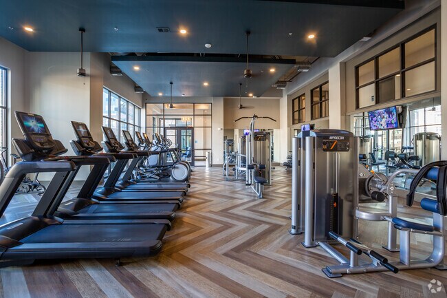 24-Hour Elite Fitness Center - Carraway Village