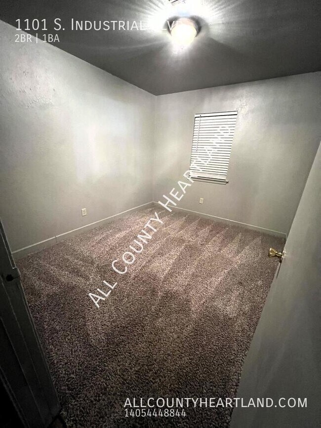 Photo - Move-In Special: 2bed/1bath in El Reno!