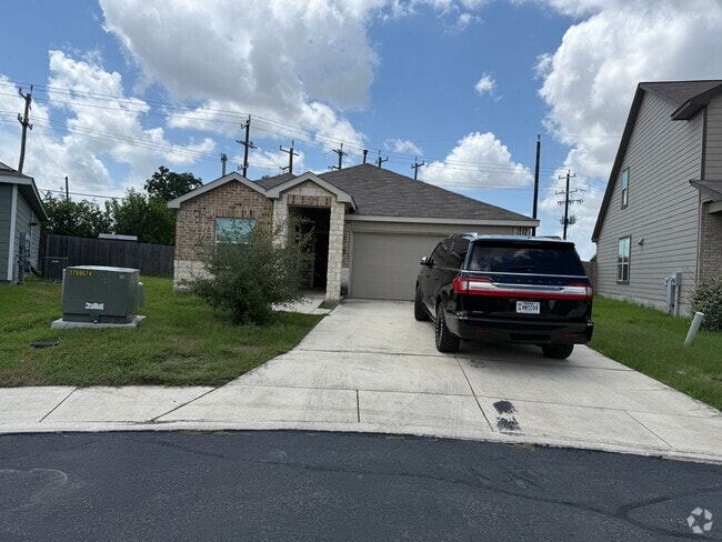 Building Photo - Northwest Crossing Rental
