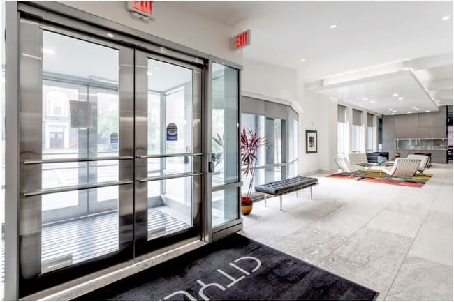 Photo - 4101 Albemarle St NW Unit 315