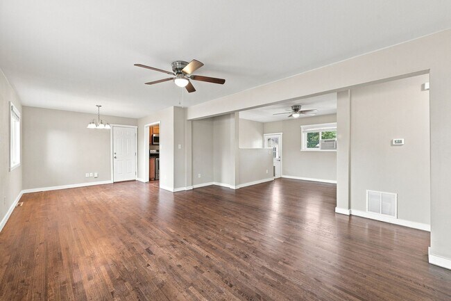 Photo - 1119 Fosdick Dr