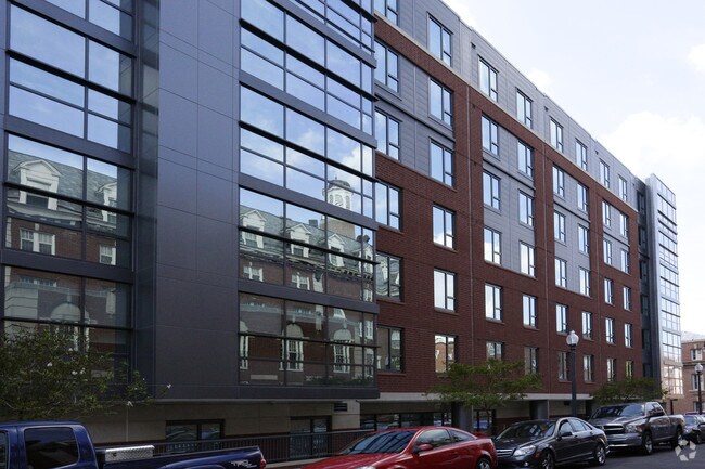 Photo - College Hall North