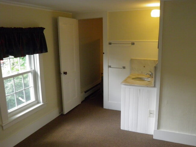 Photo - 47 Spring St Unit 2b