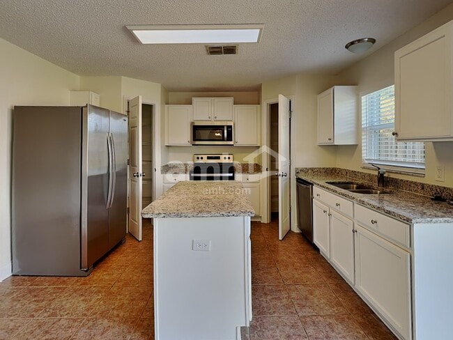 Photo - 4315 Stonefield Dr