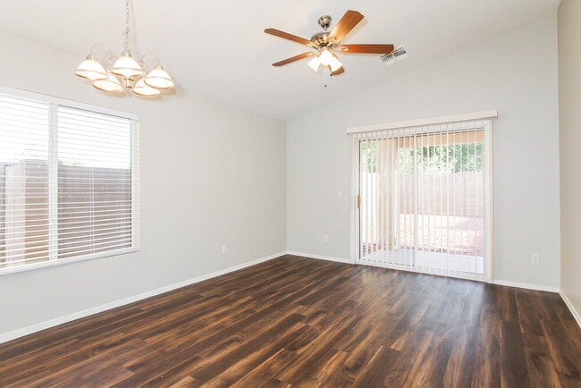 Photo - 11717 W Poinsettia Dr