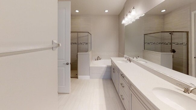 Photo - 3 bedroom Loren Cove Unit with Access to Addison Village Amenities!!