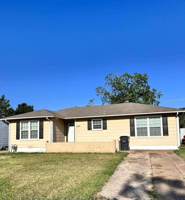 Building Photo - 3 Bedroom 2 bath in Faith Village Rental
