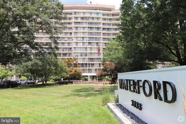 Building Photo - 3333 University Blvd W Unit 1005 Rental