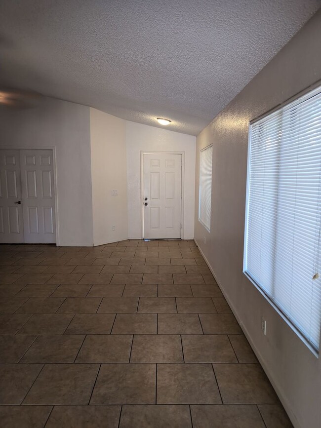 Photo - 73 S Cypress Ct