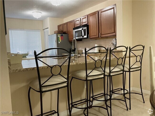 Building Photo - 3062 Sandpiper Bay Cir Unit K102 Rental