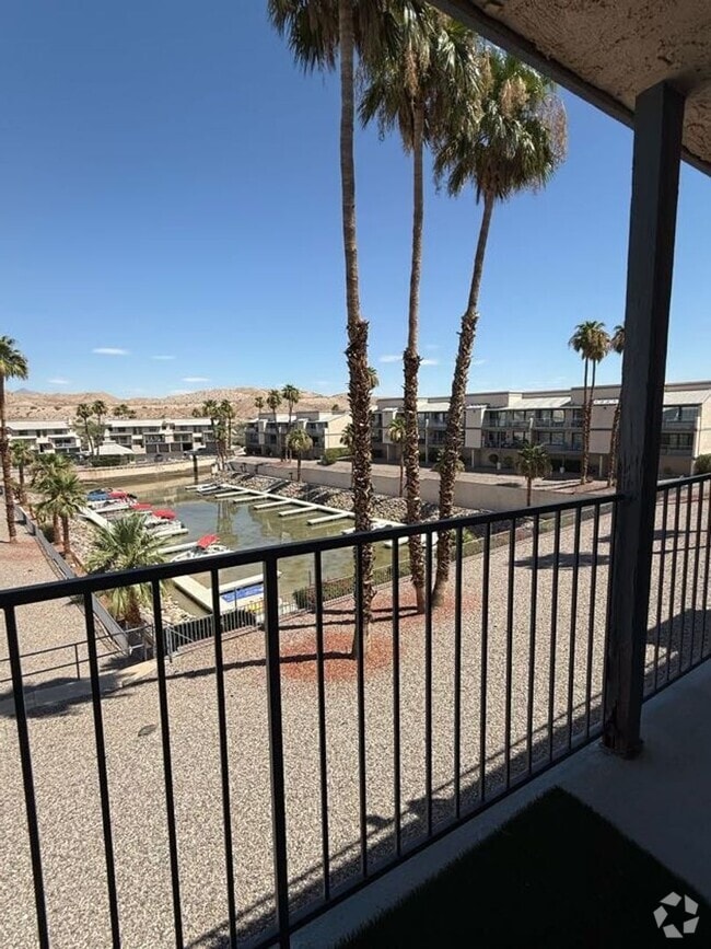 Building Photo - Beautiful Marina View Condo Unit A3