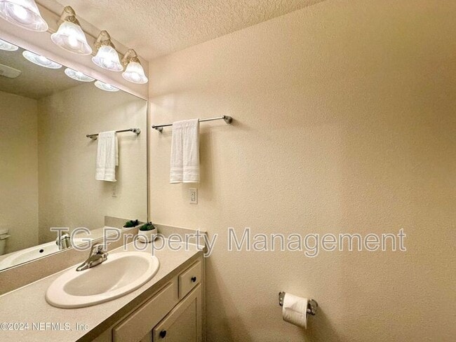 Photo - 336 Aralia Ln