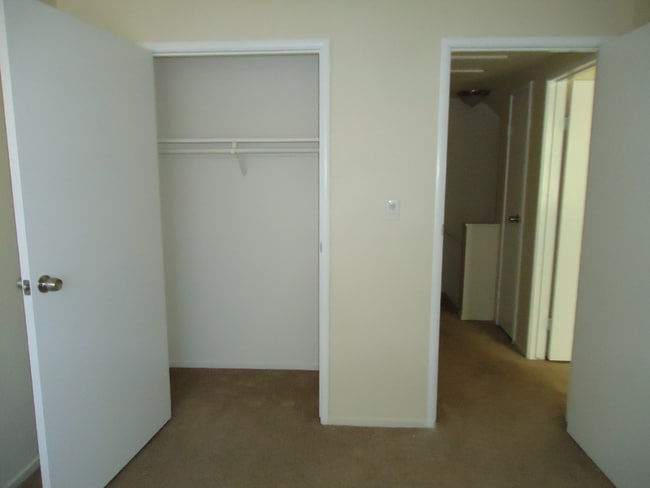 Photo - 240 Holly St