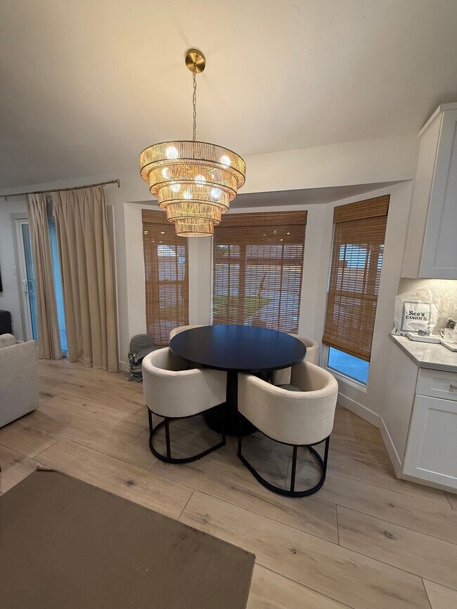 Photo - 948 E Grandview St