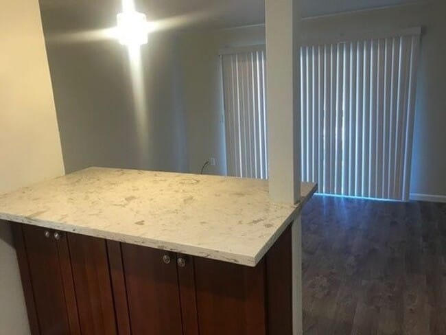 Building Photo - 497 Sebastopol Ave Unit 4